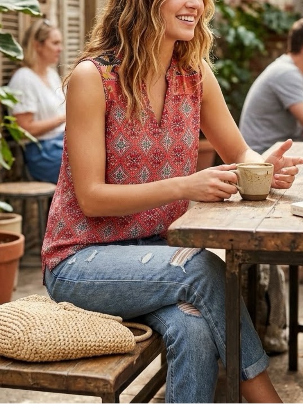 Artisan NY Graphic Sleeveless Blouse